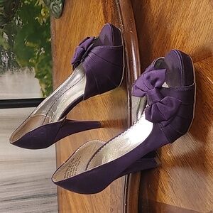 Michaelangelo Maribelle Womens 5.5 deep purple peep toe high heel dress shoes